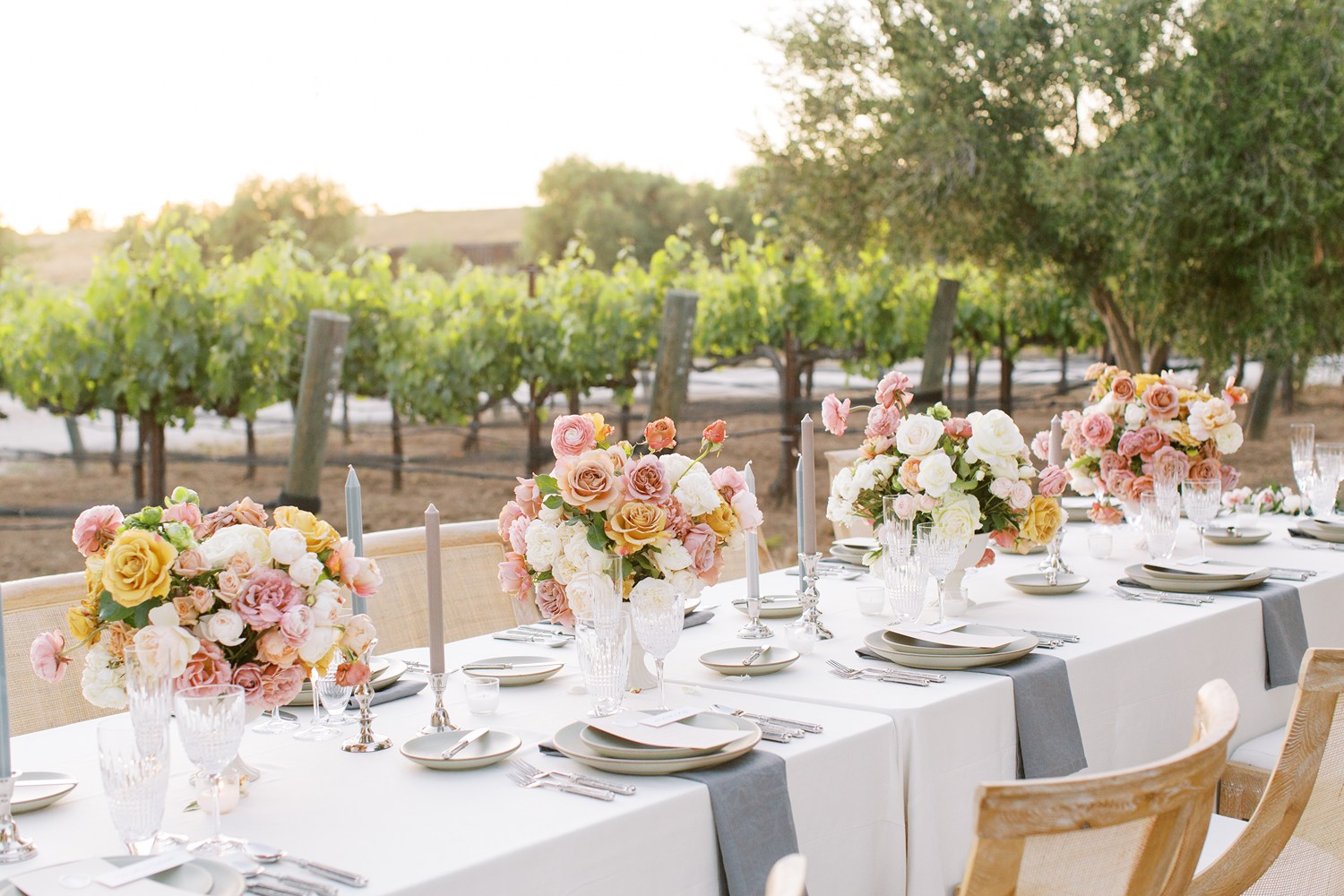 Create The Perfect Wedding Tablescape: Tips And Ideas